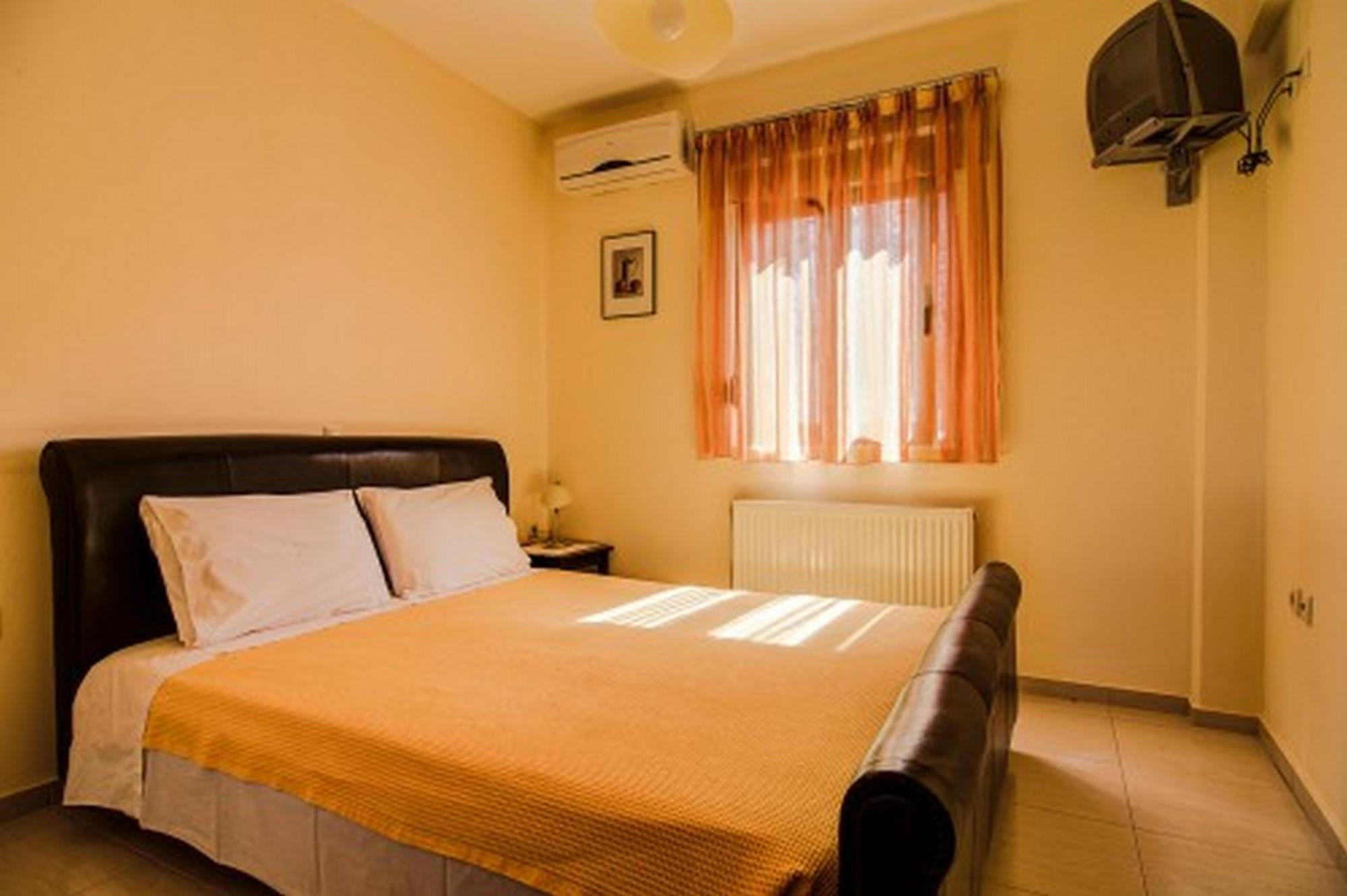 Helidonia Villas Pigi  Ruang foto